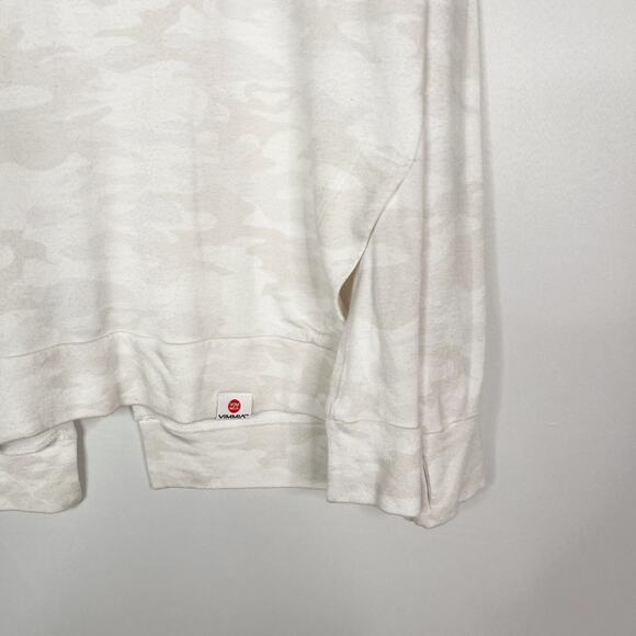 Vimmia Medium M White Soothe Tie Back Camo Print Sweatshirt Crew Neck Keyhole - Picture 3 of 12